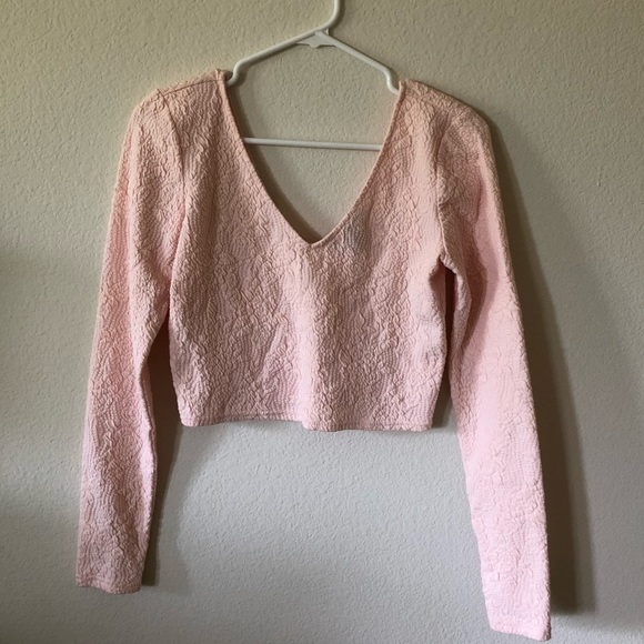 Crop top - Picture 1 of 2